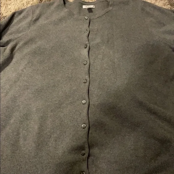 *SOLD* Croft & Barrow Cardigan - Picture 2 of 6